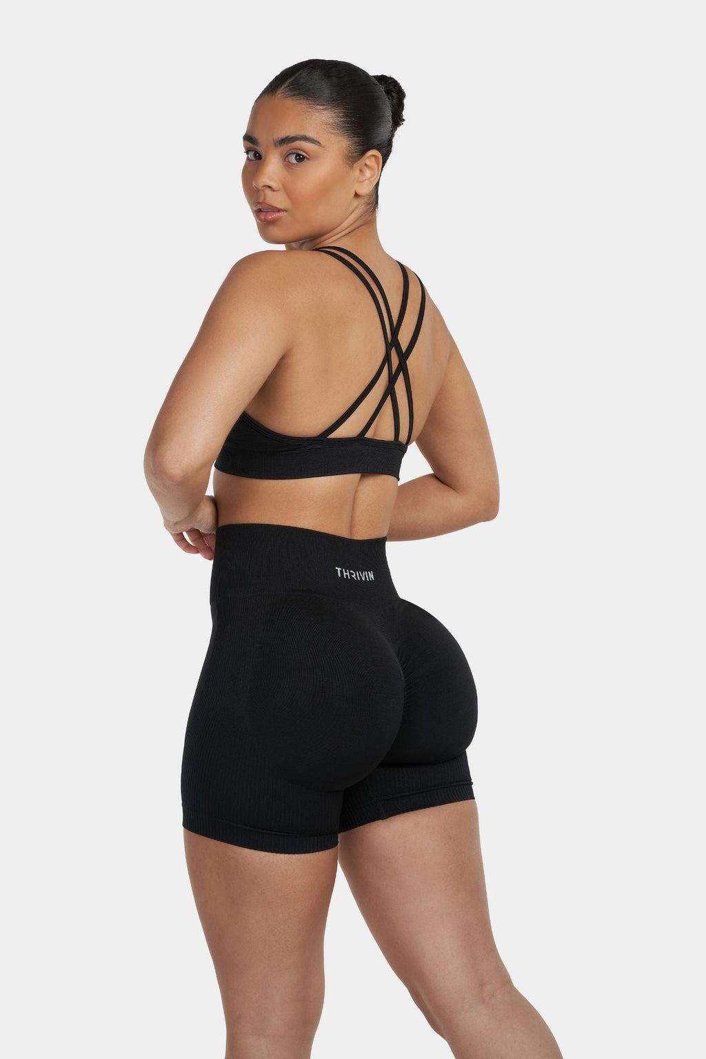 V-Neck Sculpt Seamless Bra | Pure Black