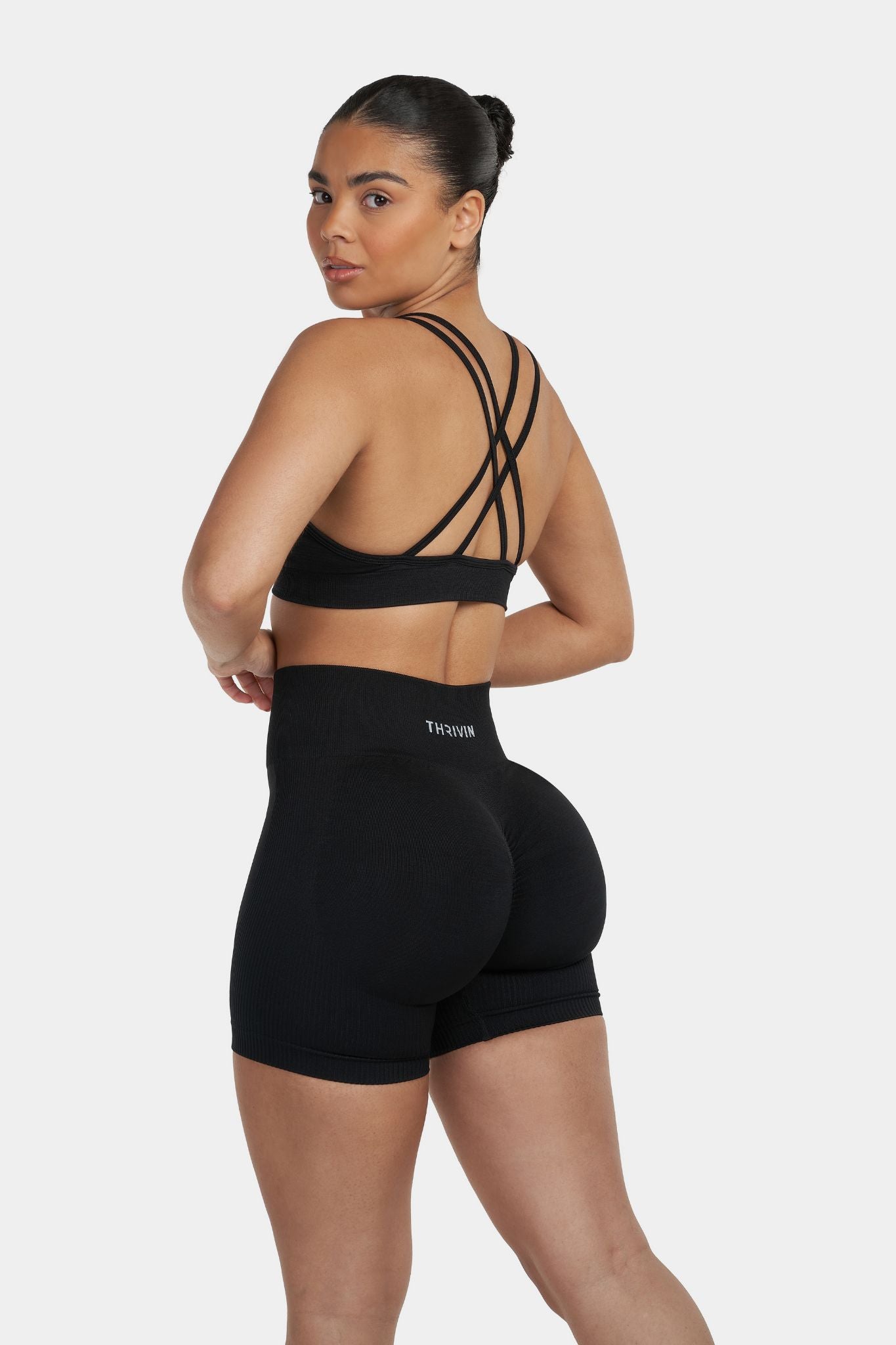 V-Neck Sculpt Seamless Bra | Pure Black